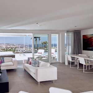 Serenity Mar 2 bedroom Suite private pool hot tub sea view